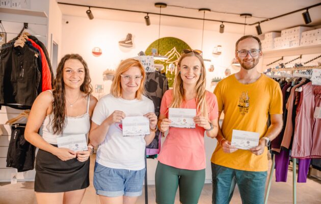 Čtenáři Trutnovinek si přišli do UPHILLu pro svou výhru