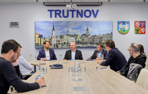 Vánoční strom, podpis partnerství 7.11.2022