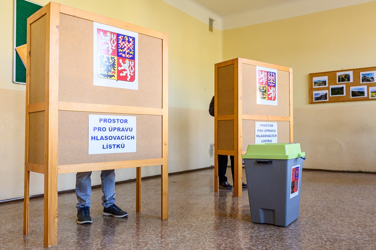 V hradeckém kraji chce do sněmovních voleb 20 subjektů, před čtyřmi lety 17