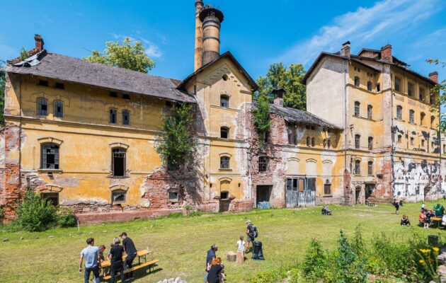 Pivovar Kluge v Rudníku opět ožívá a otevírá nově objevené prostory