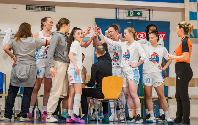 Basketbal, ŽBL: Trutnov - Žabiny Brno (38:103)