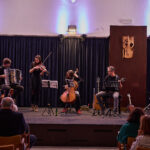 Festival Devět bran nabízí přednášku rabína, divadlo i židovskou zpěvačku