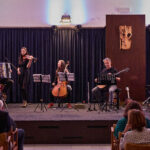 Festival Devět bran nabízí přednášku rabína, divadlo i židovskou zpěvačku