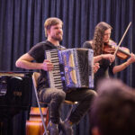 Festival Devět bran nabízí přednášku rabína, divadlo i židovskou zpěvačku