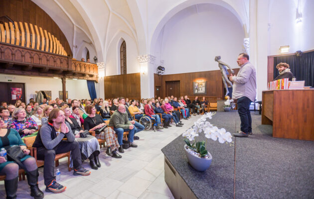 FOTO: Listovači s Jaroslavem Kmentou nahlédli do světa mafiánů