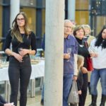 Malíř Maxim z Los Angeles pronikl do Uffa propojením kaligrafie s abstrakcí