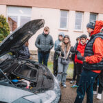 Kamión předělaný na třídu ukázal žákům moderní technologie