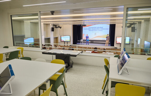 Je to krásné. Škola nadchla prostorem, který si užijí žáci i veřejnost