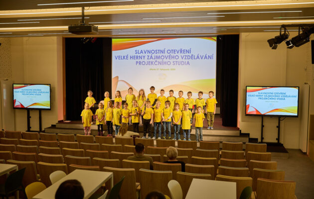 Slavnostní otevření herny zájmového vzdělání a projekčního studia na ZŠ Mládežnická