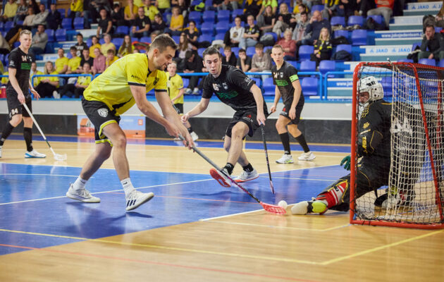 Trutnovský válec potěšil rekordní návštěvu a přejel Hradec