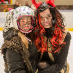 Škola bruslení: závěrečná lekce s karnevalem masek