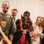 Vánoční besídka kapel Jakž Takž a S-Band ve Lhotě - téma Středověk