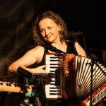 Vyprodaný KlonDike nechtěl kapelu Tři sestry pustit z pódia