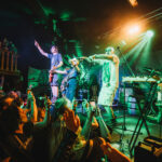 Vyprodaný KlonDike nechtěl kapelu Tři sestry pustit z pódia