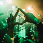 Vyprodaný KlonDike nechtěl kapelu Tři sestry pustit z pódia