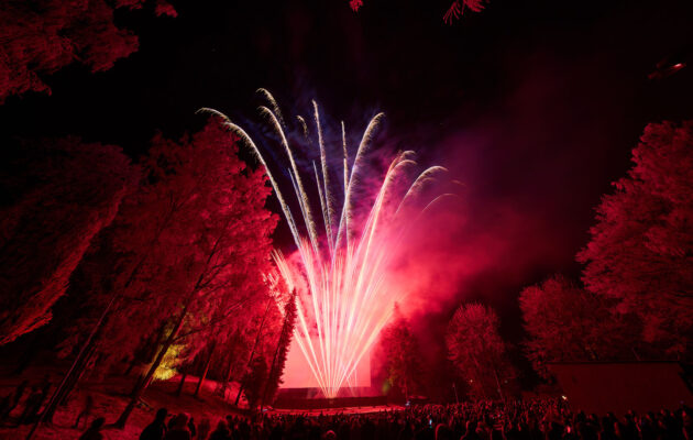 Novoroční ohňostroj na Bojišti v Trutnově