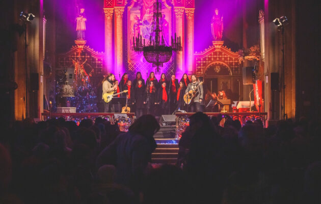 Vánoční koncert Richarda Krajča v chotěvickém kostele