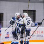 Draci postupují do čtvrtfinále. I díky hattricku Vondráčka