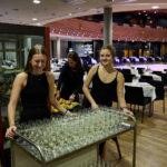 Ples MFK: Šoumen Švancara, tanečnice Vondráčková a zpěvák Ztracený