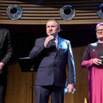 Ples MFK: Šoumen Švancara, tanečnice Vondráčková a zpěvák Ztracený