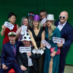 Ples MFK: Šoumen Švancara, tanečnice Vondráčková a zpěvák Ztracený