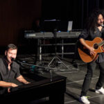 Ples MFK: Šoumen Švancara, tanečnice Vondráčková a zpěvák Ztracený