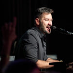 Ples MFK: Šoumen Švancara, tanečnice Vondráčková a zpěvák Ztracený