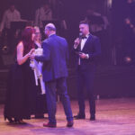 Ples MFK: Šoumen Švancara, tanečnice Vondráčková a zpěvák Ztracený