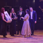 Ples MFK: Šoumen Švancara, tanečnice Vondráčková a zpěvák Ztracený