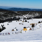 Z historie Krkonošské 70: Rekordní účast? 6390 běžkařů!