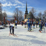 Lesáci na Vasově běhu se stříbrným jubilantem učitelem Kejklíčkem