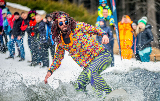 FOTO: Moopstock 2025 aneb Bláznivé loučení se zimou v Malé Úpě