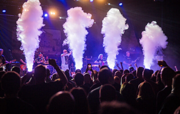 FOTO: Fanoušci kapely Tři sestry vyprodali Uffo