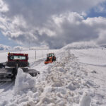 Frézování cesty mezi Výrovkou a Luční boudou