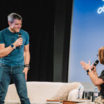 Listování v Trutnově s Tomášem Šebkem o knize Objektivní nález: Moje nejtěžší mise