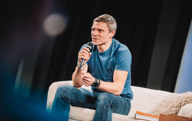 FOTO: Osobní zpověď chirurga Šebka zaplnila listovací Mládežku