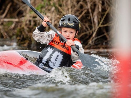 FOTO: U loděnice to žilo, na Úpě se jely Trutnovské slalomy