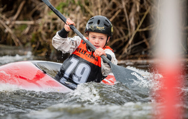 FOTO: U loděnice to žilo, na Úpě se jely Trutnovské slalomy