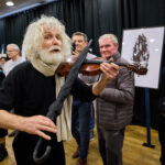 Řez tvorbou trutnovského rodáka a originálního umělce v Uffu