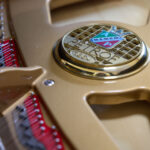 Milionový sen se stal skutečností. Trutnovská ZUŠka má nové piano