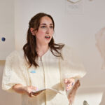 Trutnovská výtvarnice a performerka zachytila vnitřní stopy lidského archivu