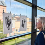 Trutnovská výtvarnice a performerka zachytila vnitřní stopy lidského archivu