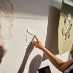 Trutnovská výtvarnice a performerka zachytila vnitřní stopy lidského archivu