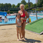 FOTO: Trutnovské koupaliště zahájilo novou sezonu, vstupné zdražilo