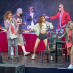 FOTO: Poezie, divadlo a muzikály pod hvězdami na Bojišti