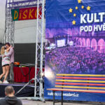 FOTO: Poezie, divadlo a muzikály pod hvězdami na Bojišti