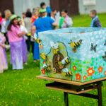 Zahradní slavnost: paralympionička a parkourová show inspirovaly děti k pohybu