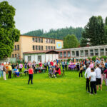 Zahradní slavnost: paralympionička a parkourová show inspirovaly děti k pohybu