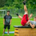 Zahradní slavnost: paralympionička a parkourová show inspirovaly děti k pohybu