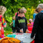 Zahradní slavnost: paralympionička a parkourová show inspirovaly děti k pohybu